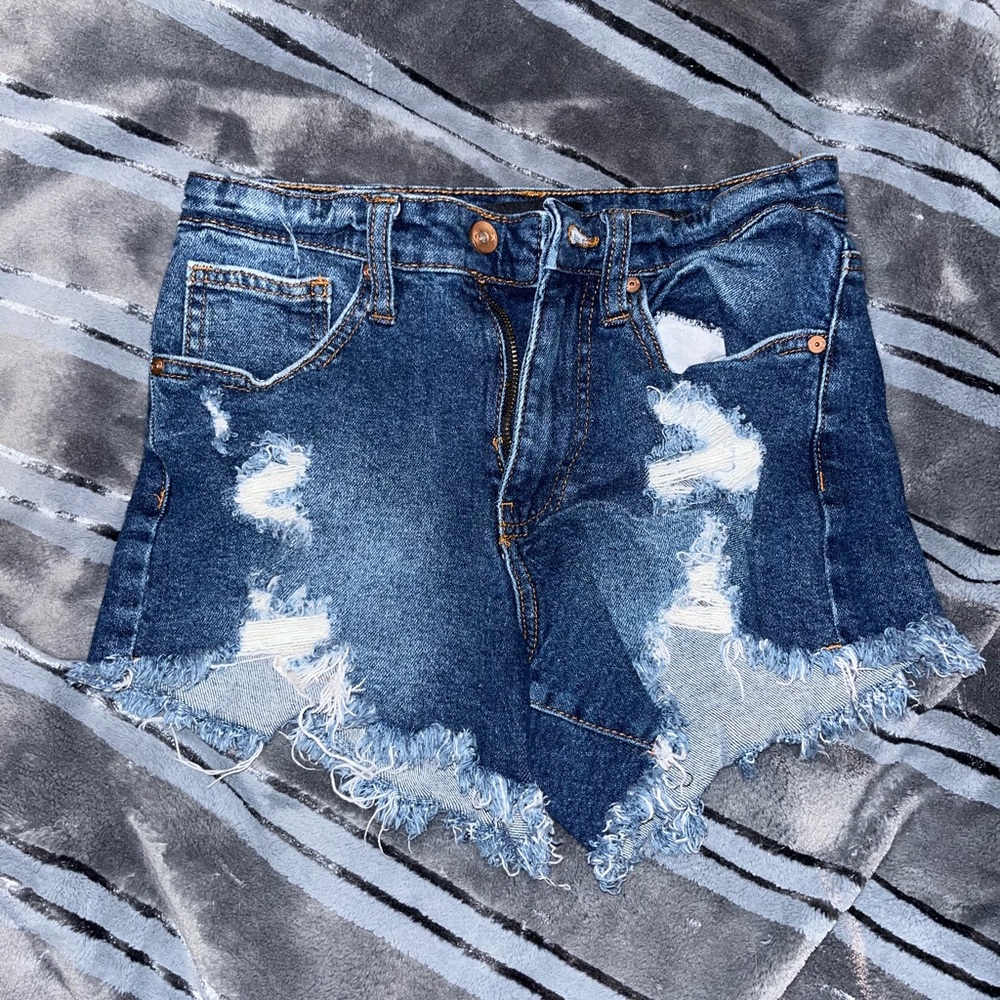 Kendell and Kylie Jean Shorts!!